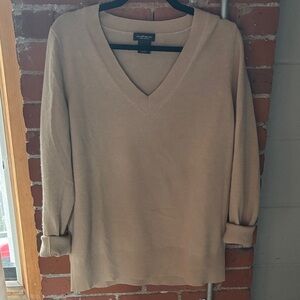 Lord & Taylor Women's Tan Cashmere V-Neck Sweater